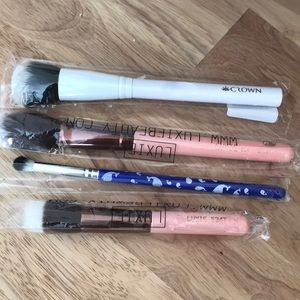 Makeup Brushes